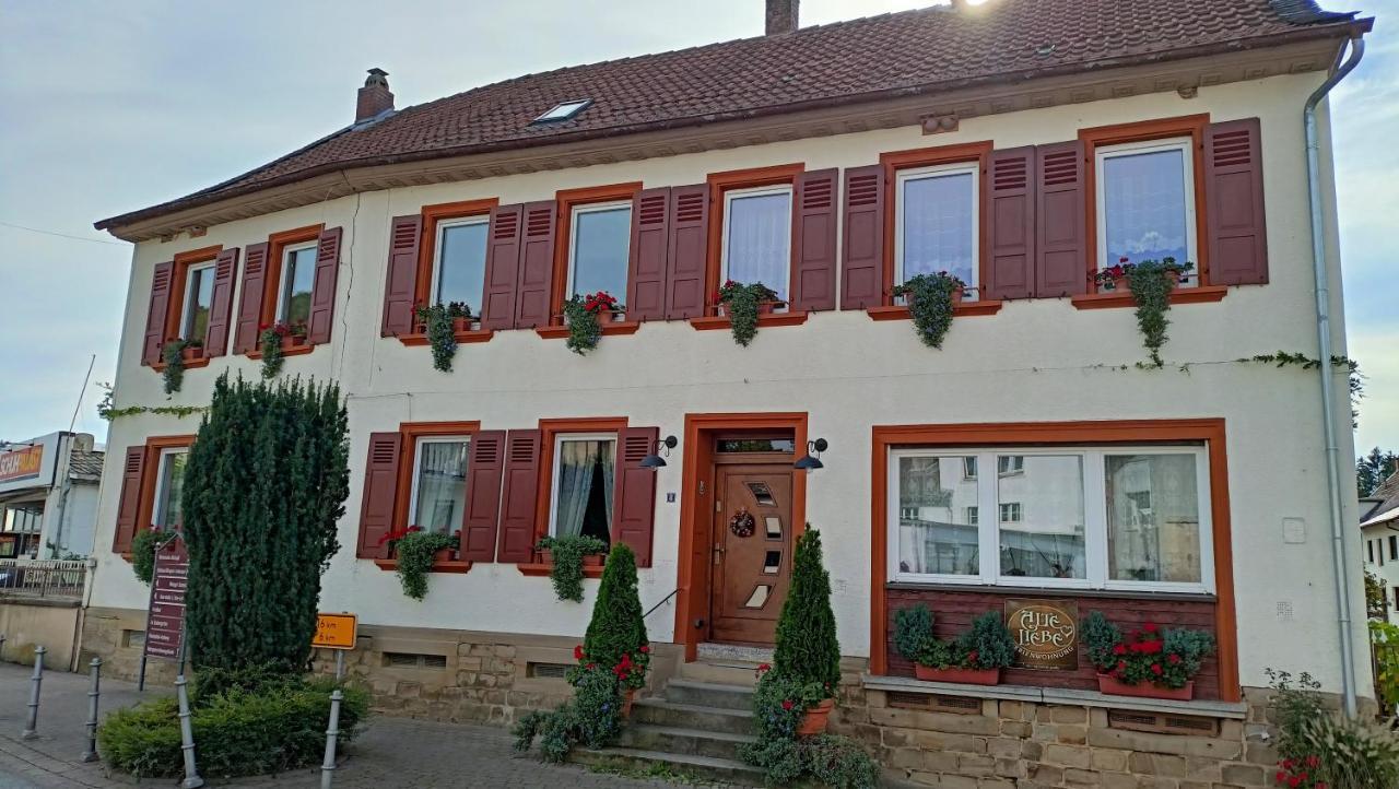 Urlaub Mit Charme In Der Kleinsten Stadt Der Pfalz. Obermoschel Kültér fotó